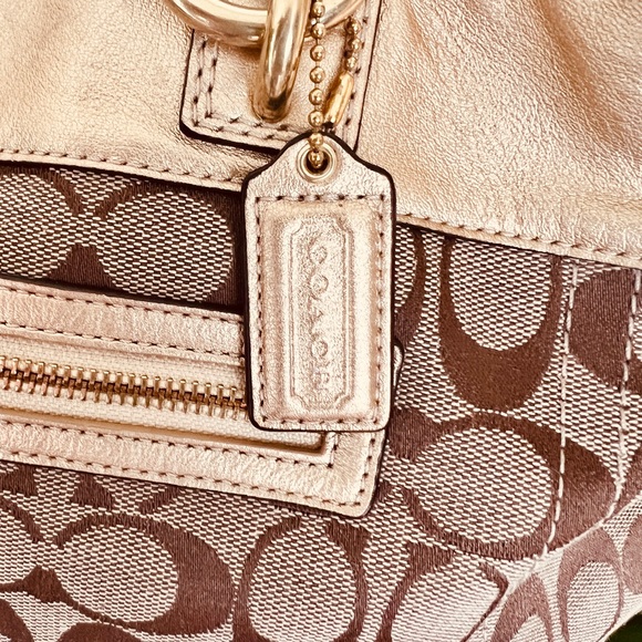 🔥HOST PICK🔥 Coach Signature Canvas Tan and Gold Satchel - Picture 9 of 9